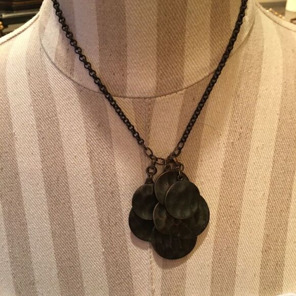 HAMMERED COIN Drop Necklace! - Picture 6 of 12